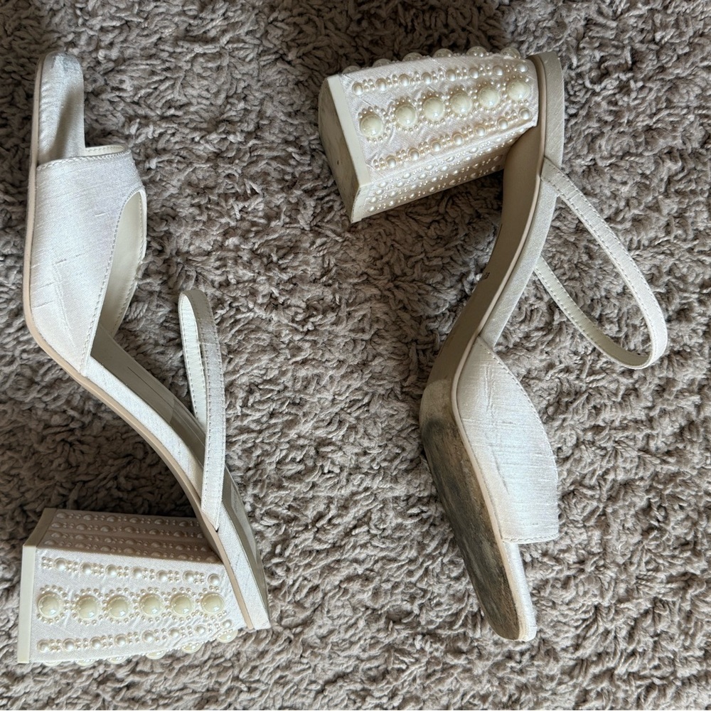 Elegant Pearl-Embellished Women's Heels